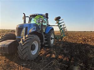 2008 New Holland T8040