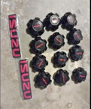 Isuzu X-Rider original Center/hub caps