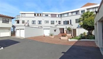 For Sale: Spacious 3-Bedroom Apartment with Partial Sea Views – Marine Drive, Bluff