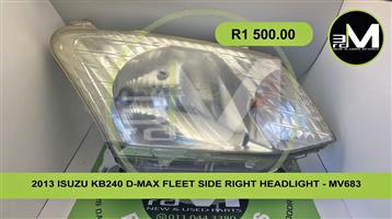 2013 ISUZU KB240 D-MAX FLEET SIDE RIGHT HEADLIGHT - MV0863