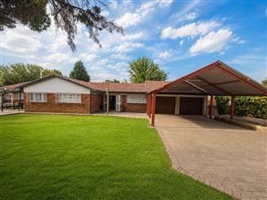 House For Sale in Ladybrand