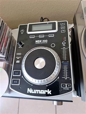 Numark NDX 200 mixer for sale