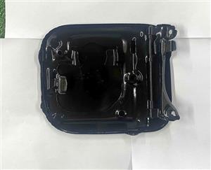 NEW TOYOTA HILUX SINGLE CAB PEYROL FLAP/FUEL DOOR 05-15