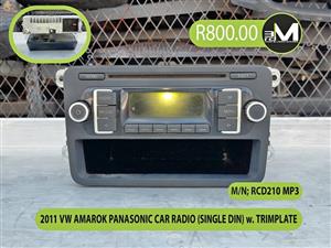 2011 VW AMAROK PANASONIC CAR RADIO (SINGLE DIN) w. TRIMPLATE