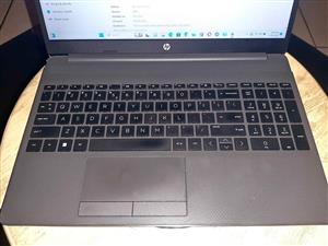 HP WINDOW 11 PRO LAPTOP 8GB 64BIT VERSION 21H2