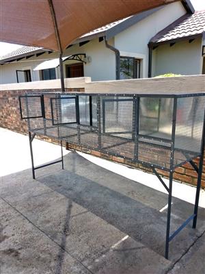 3 IN ONE 2.4 meters long. Divided in 3 sections. 80 cm to the back and 60 cm high