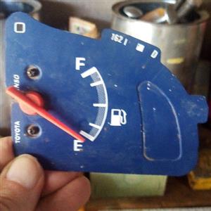Hi Lux petrol gauge