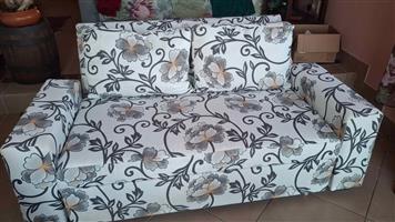 Sleeper sofa. Recently re-upholstered. As good as new. Michelle . Collection Gordonsba