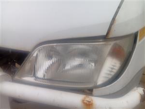 2007 mercedes Benz sprinter left and right headlight 