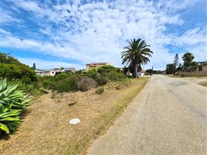 Well-priced Vacant Stand on a Kloof in Noorsekloof, Jeffreys Bay