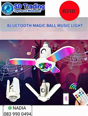 Bluetooth Music 3-Leaf Folding Light