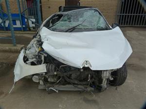 Renault Megane III 1.4 TCe Coupe Cabrio Manual White - 2010 STRIPPING FOR SPARES
