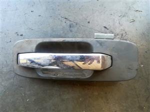 XTRAIL OUTER DOOR HANDLE
