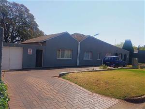 House For Sale in Westdene