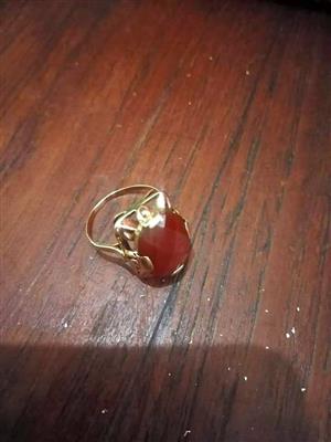Carnelion 9ct gold ring