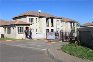 Apartment For Sale in Germiston South