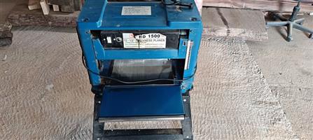 Ryobi Thickness Planer