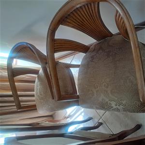 Occasional chairs 