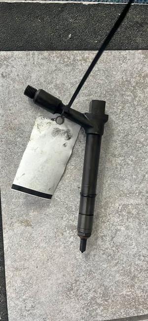 Y17DT INJECTOR 1.7 CORSA TDI