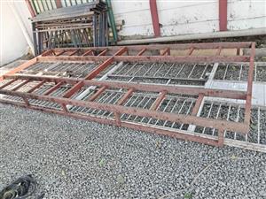 Canoy Rack/Bakkie rack.  Heavy-duty car, bakkie or trailer rack. Kempton Park.George.