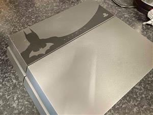 SONY PLAYSTATION 4 500GB LIMITED EDITION BATMAN: ARKHAM KNIGHT + 3 CONTROLLERS FOR SALE