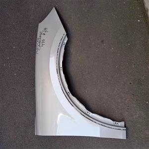 Porsche Cayenne 9yo Fender Right side