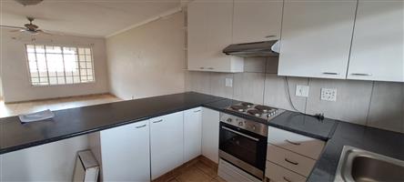 Modern 2-Bedroom Apartment in Freeway Park – Versatile, Secure & Perfectly Located