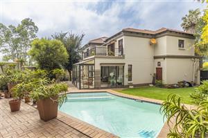 House For Sale in Bromhof