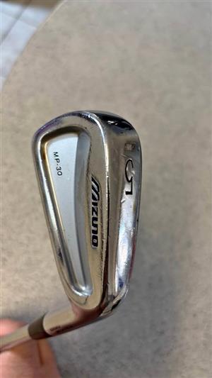 Mizuno MP30 5-iron, S300 Stiff shaft. Lamkin grip. Still in great condition