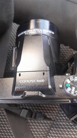 Camera coolpoc b600