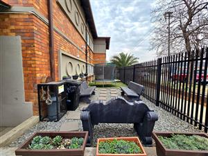 Townhouse For Sale in Roseacres