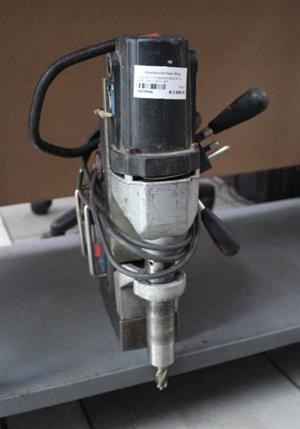 EVALUATION ME3500 MAGNETIC BASE DRILL WITH BIT (S067599A)