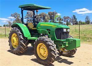 2018 John Deere 5082E