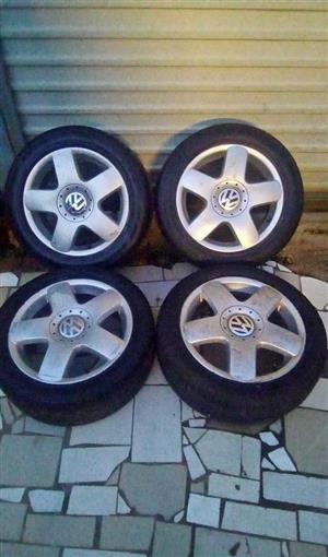 5 bar rims and Tyres