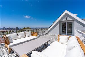 House For Sale in Oranjezicht