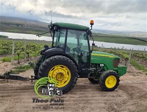 2019 John Deere 5076 EN
