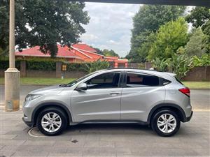 HONDA HR-V 1.5 AUTO - FSH - INTERIOR is SPOTLESS - DRIVES 