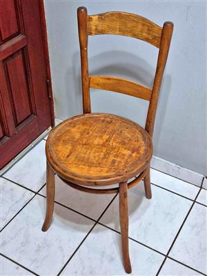 Bentwood Bistro Chair, from the early 20th century