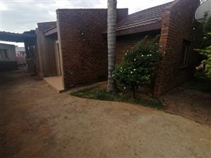 HOUSE FOR SALE IN TEMBA UNIT 7