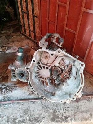 1998 Hyundai Tiburon G4GF 2L Manual Gearbox