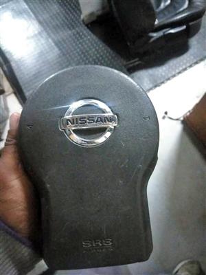 Navara steering airbag