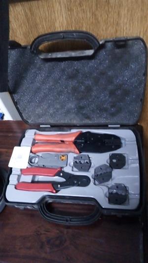 crimping tool kit in case 