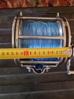 Fishing reel (big game)