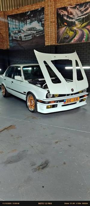 Bmw E30 328i multivalve