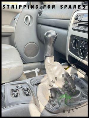 Jeep Cherokee Kj Diesel Facelift: Gearlever   