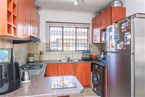 Townhouse For Sale in Groblerpark