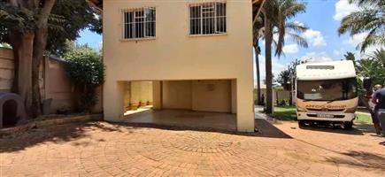  3-Bedroom Duplex To Let | Cyrildene  jhb