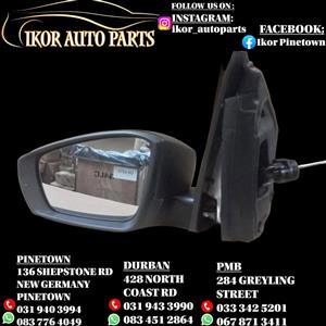 POLO VIVO MANUAL MIRRORS {2018}