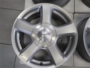 Isuzu original 17 inch rims for sale
