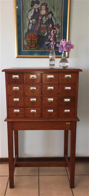 Vintage Antique Oak Library Card Catalogue Cabinet With 16 Drawers